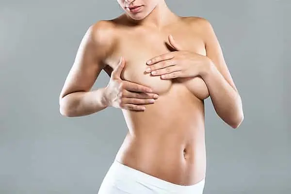 Tout savoir sur l’augmentation mammaire par injection de graisse